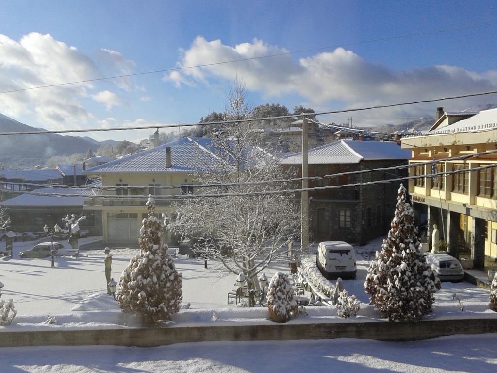 Zephyros Hotel Vytina Exterior photo